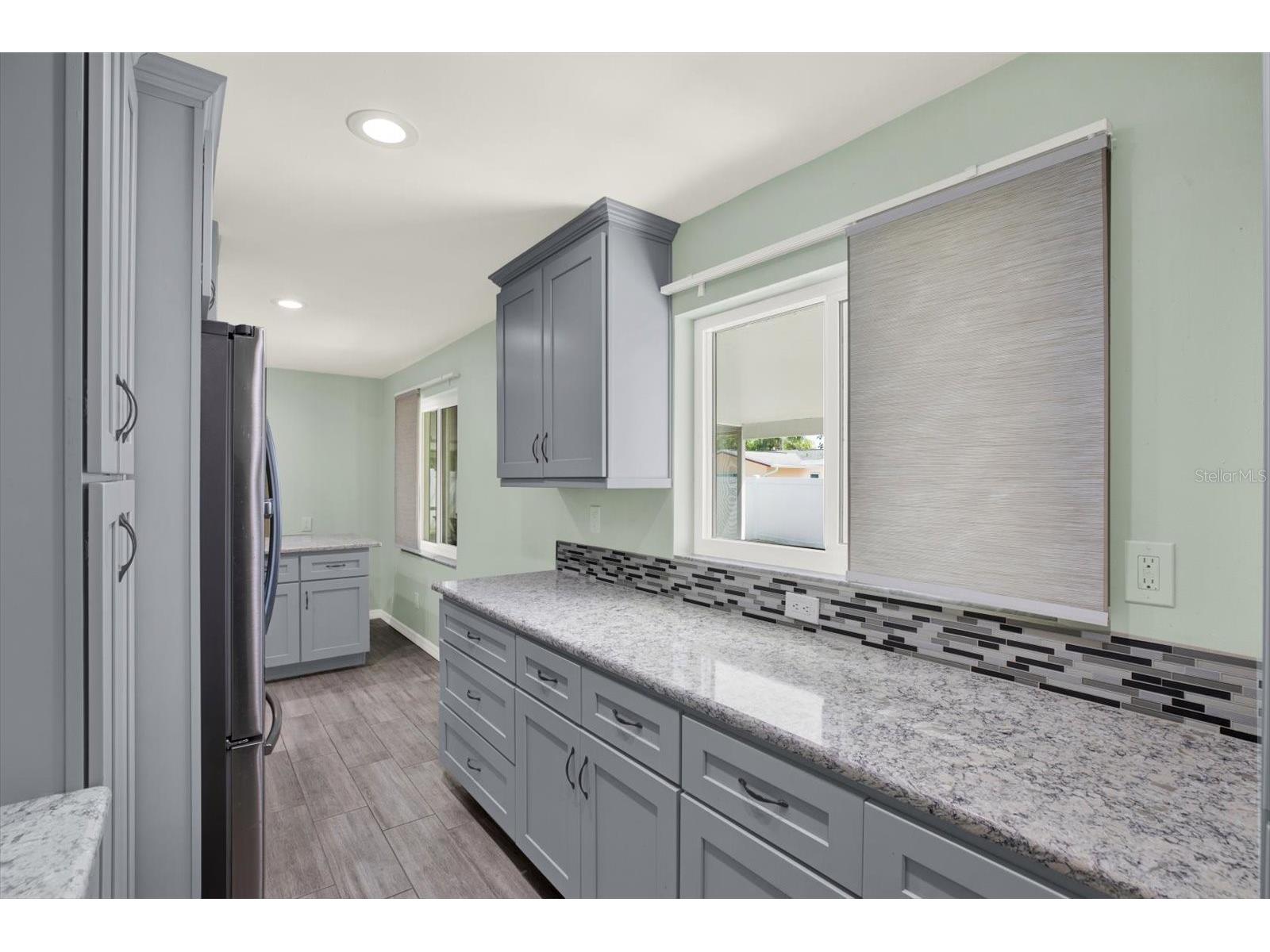 1815 Chateau Drive E Clearwater FL 33756 TB8498397 image5