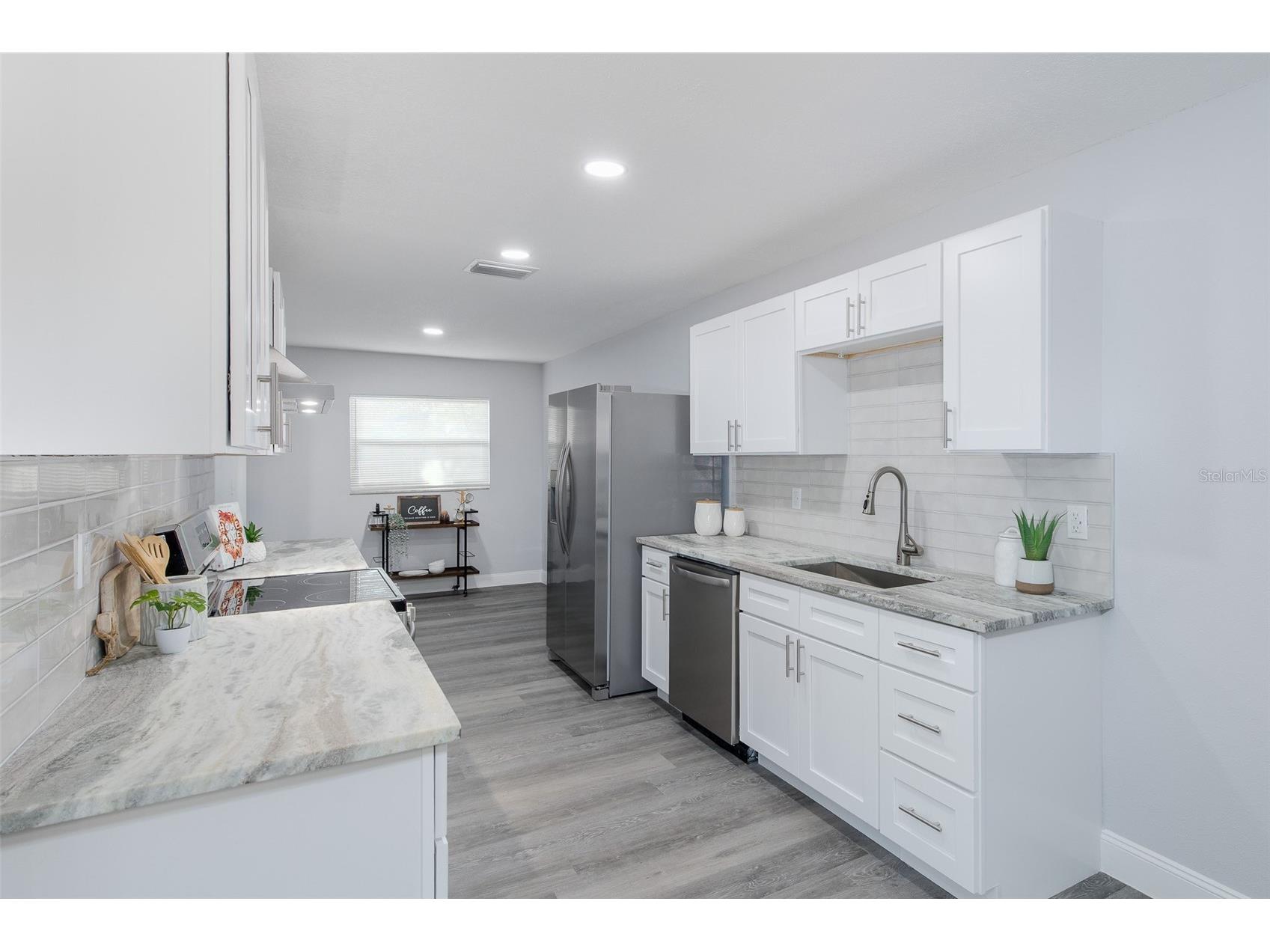 1815 Driftwood Circle S Oldsmar FL 34677 W7885693 image3