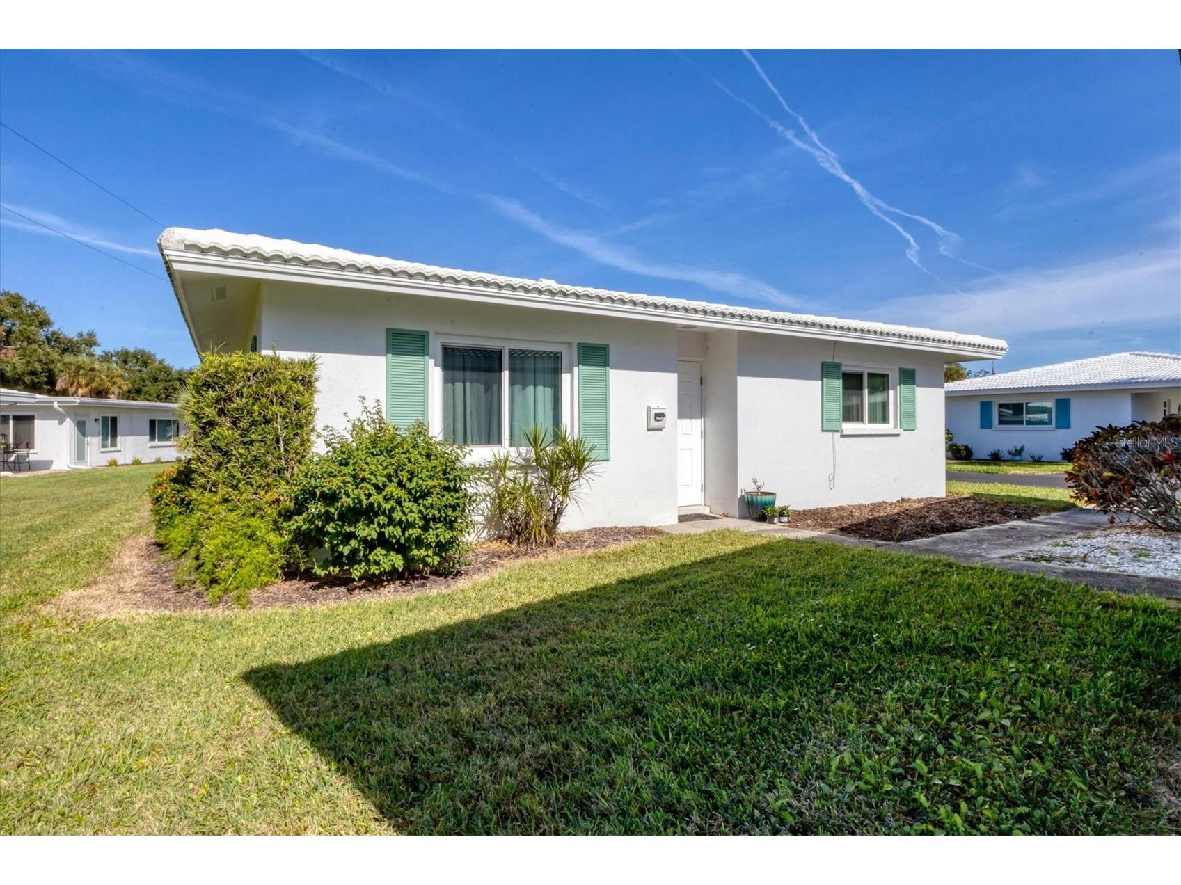1815 Roxane Way #65 Sarasota FL 34235 A4672162 image1