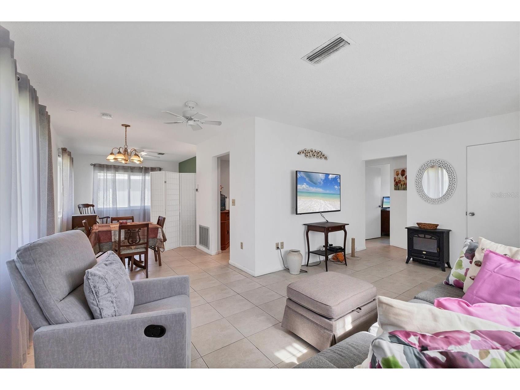 1815 Roxane Way #65 Sarasota FL 34235 A4672162 image12