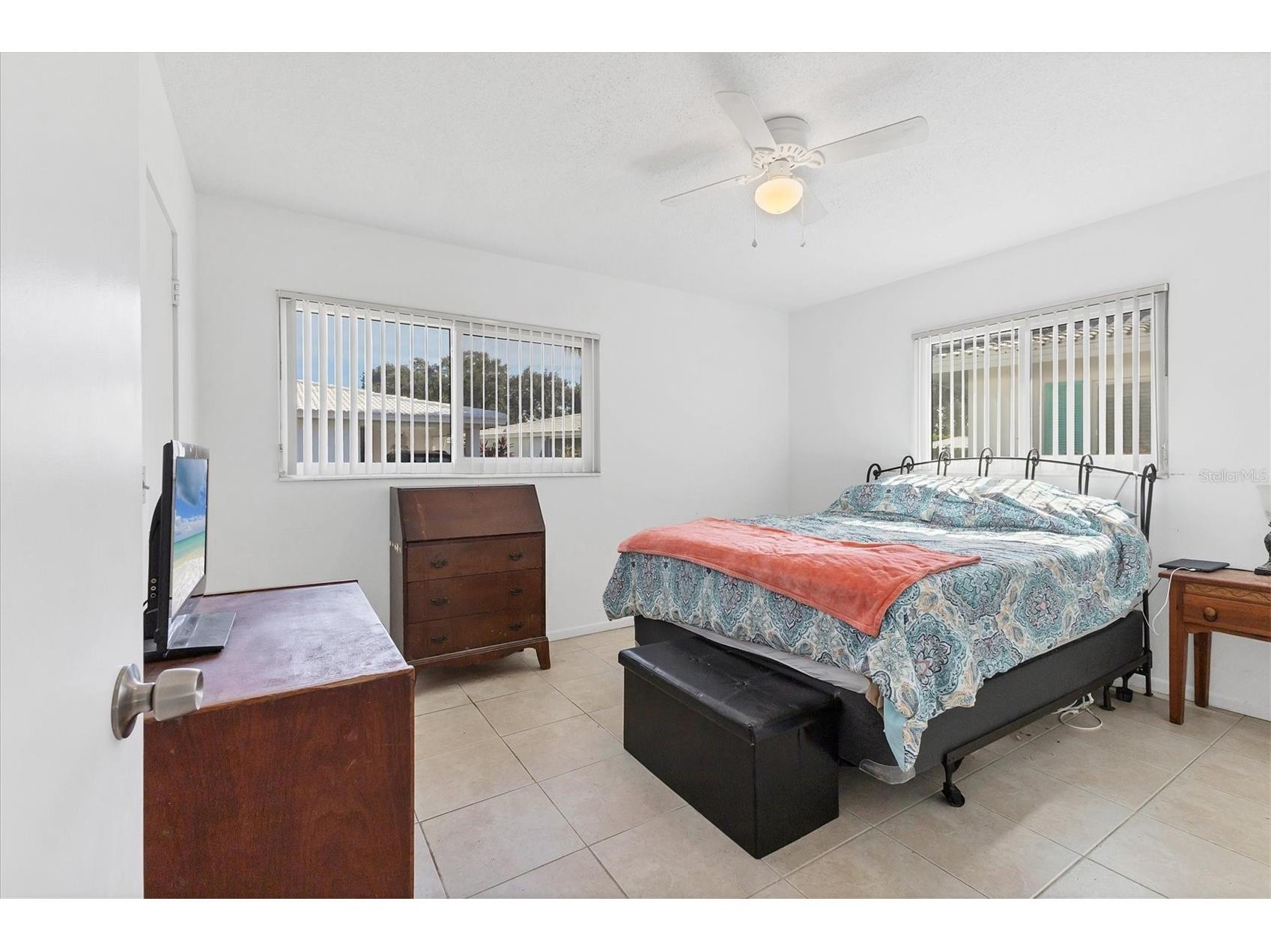 1815 Roxane Way #65 Sarasota FL 34235 A4672162 image16