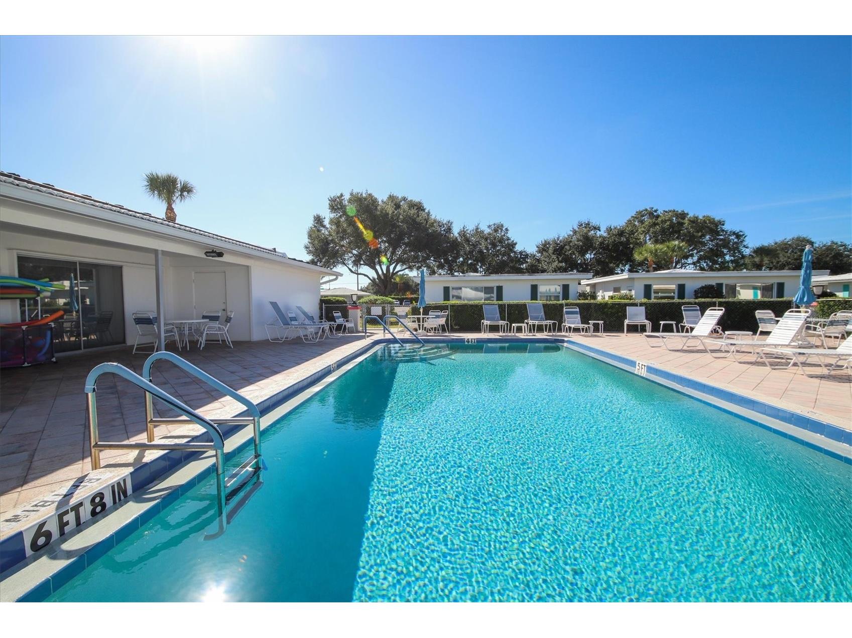 1815 Roxane Way #65 Sarasota FL 34235 A4672162 image32