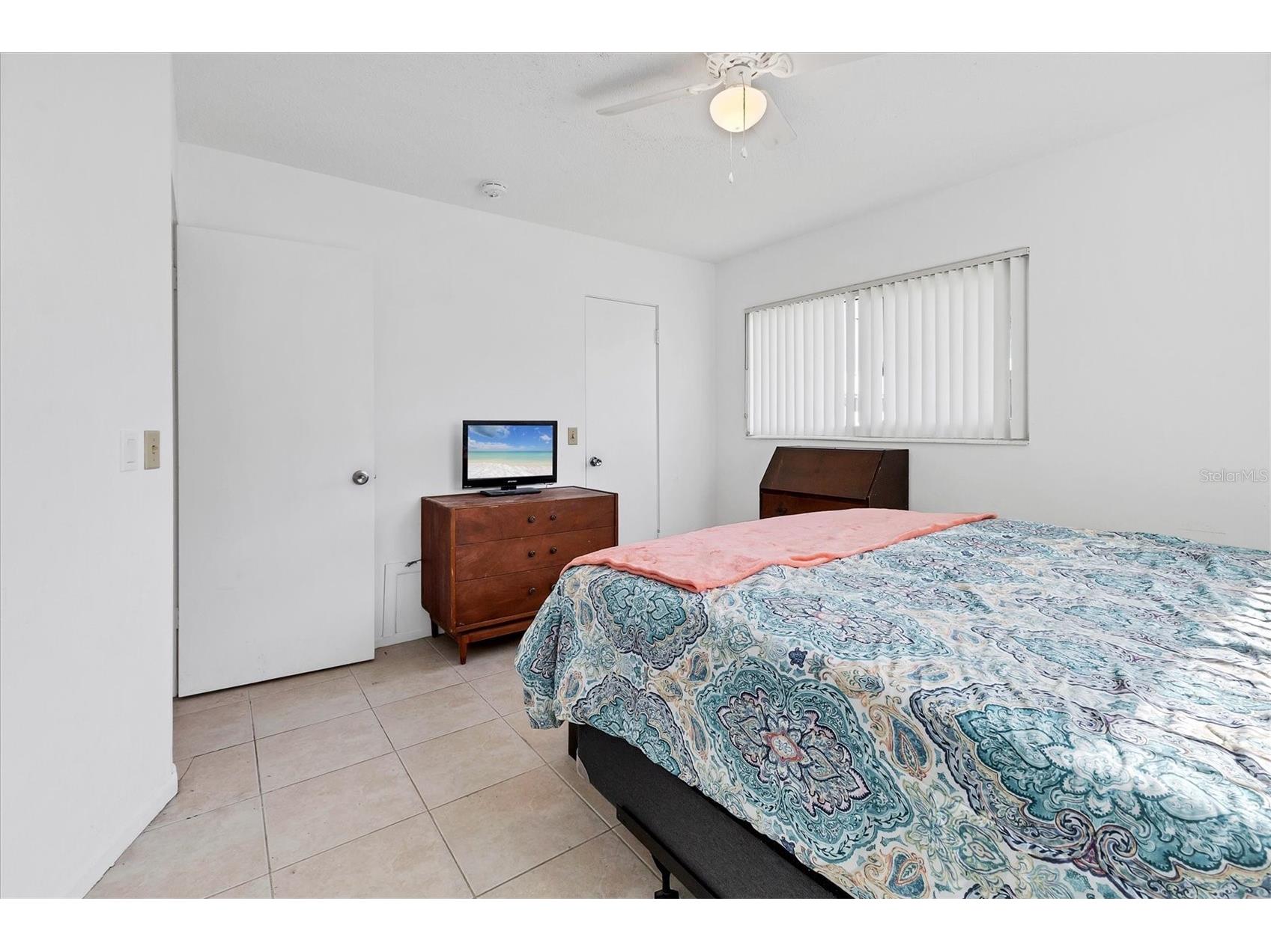 1815 Roxane Way #65 Sarasota FL 34235 A4694305 image15