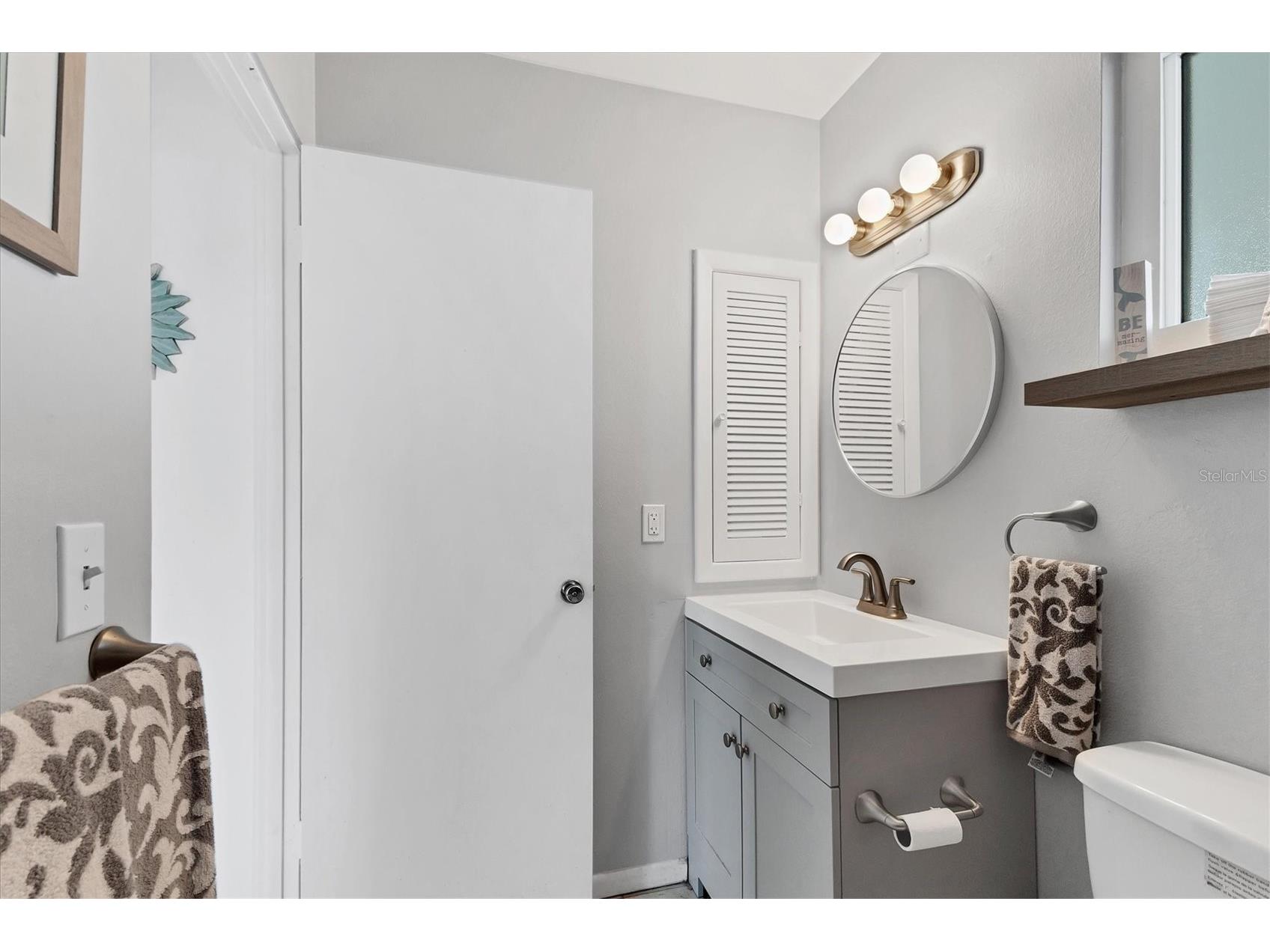 1815 Roxane Way #65 Sarasota FL 34235 A4694305 image19
