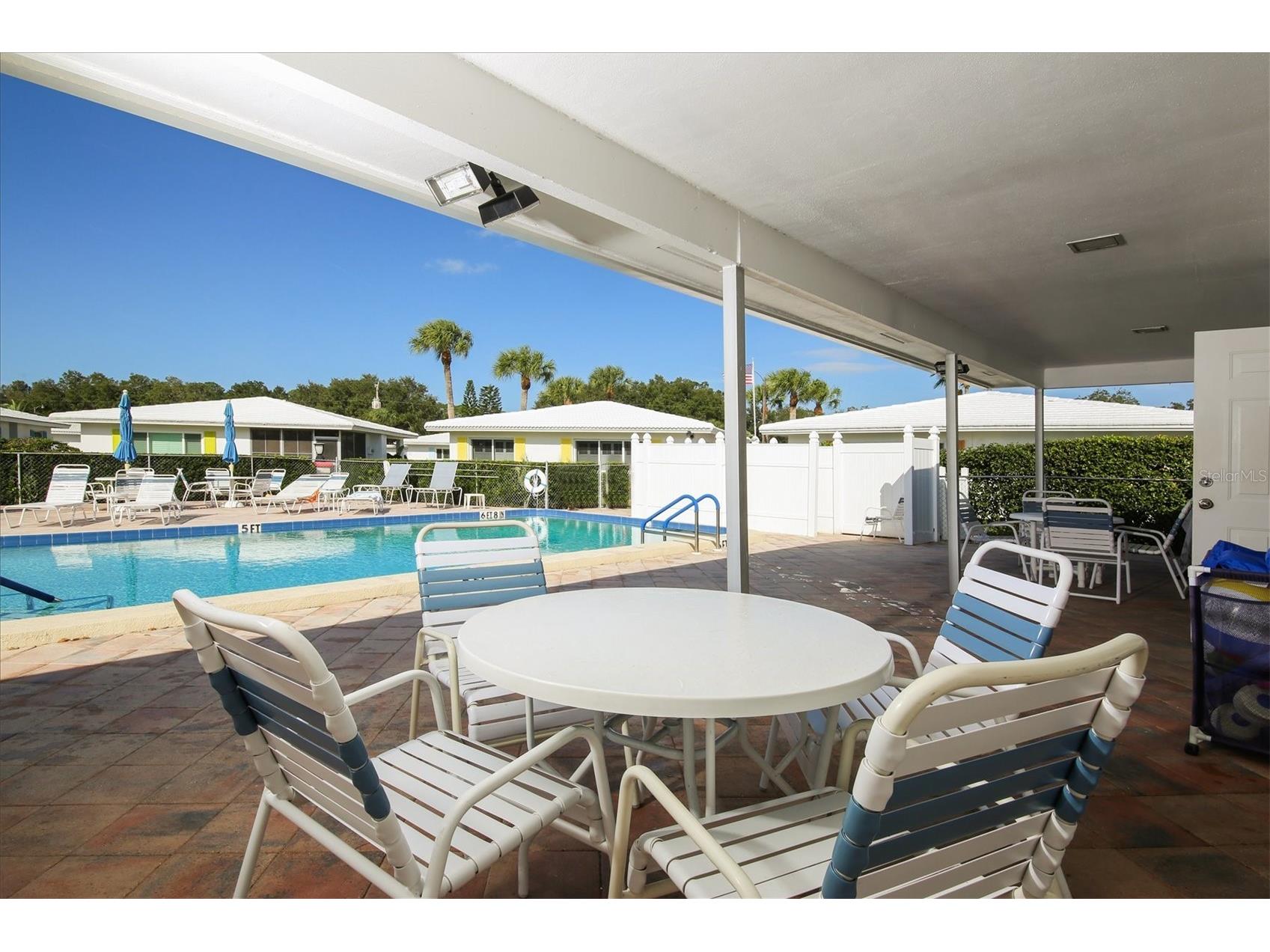 1815 Roxane Way #65 Sarasota FL 34235 A4694305 image28