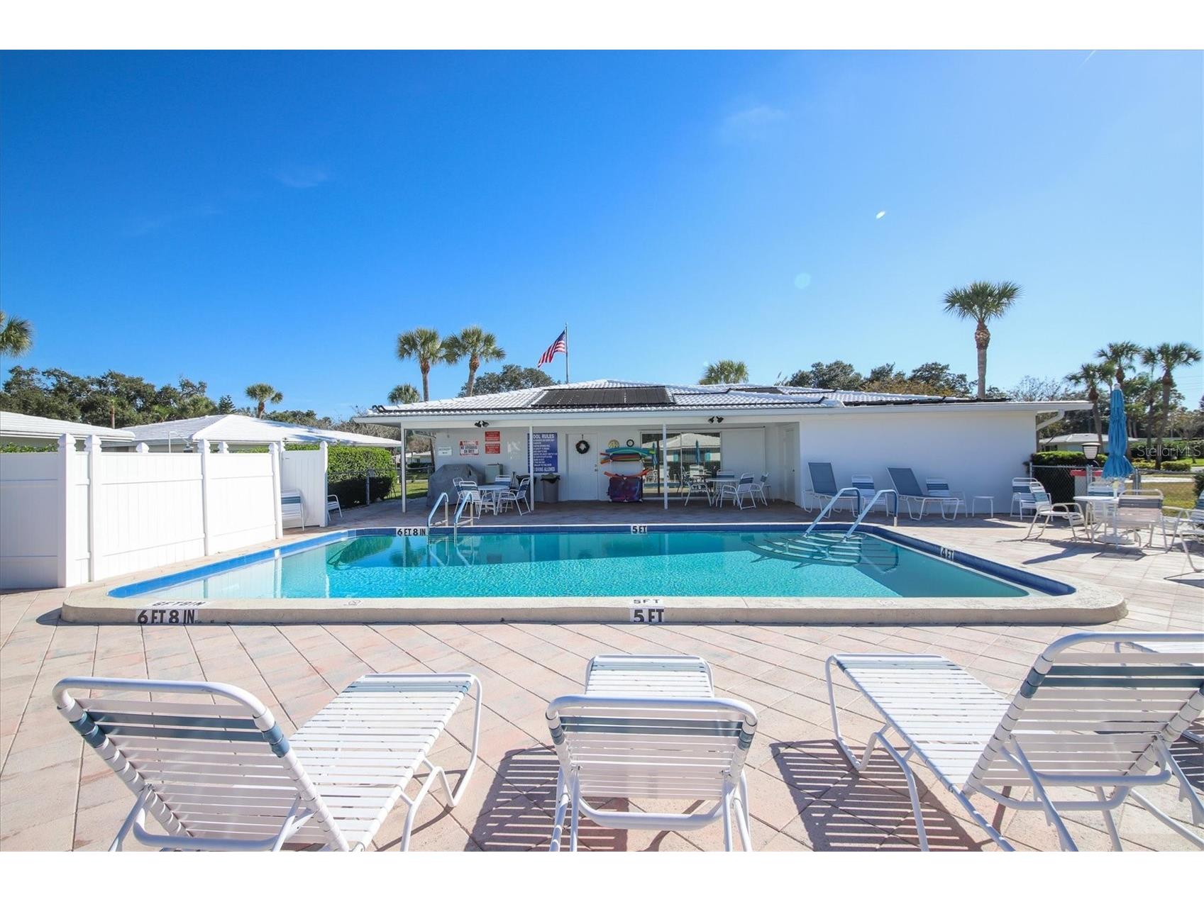 1815 Roxane Way #65 Sarasota FL 34235 A4694305 image32