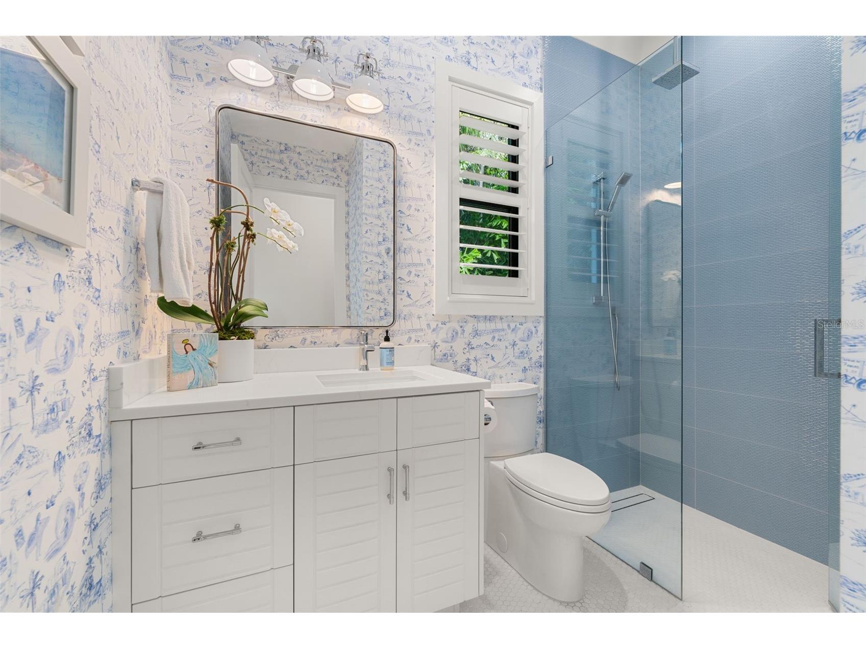 1815 S Lake Shore Drive Sarasota FL 34231 A4690123 image21