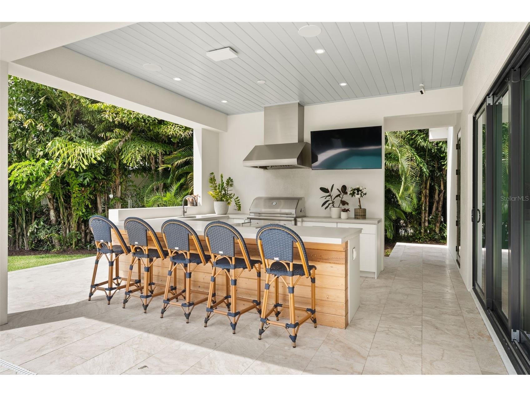 1815 S Lake Shore Drive Sarasota FL 34231 A4690123 image37