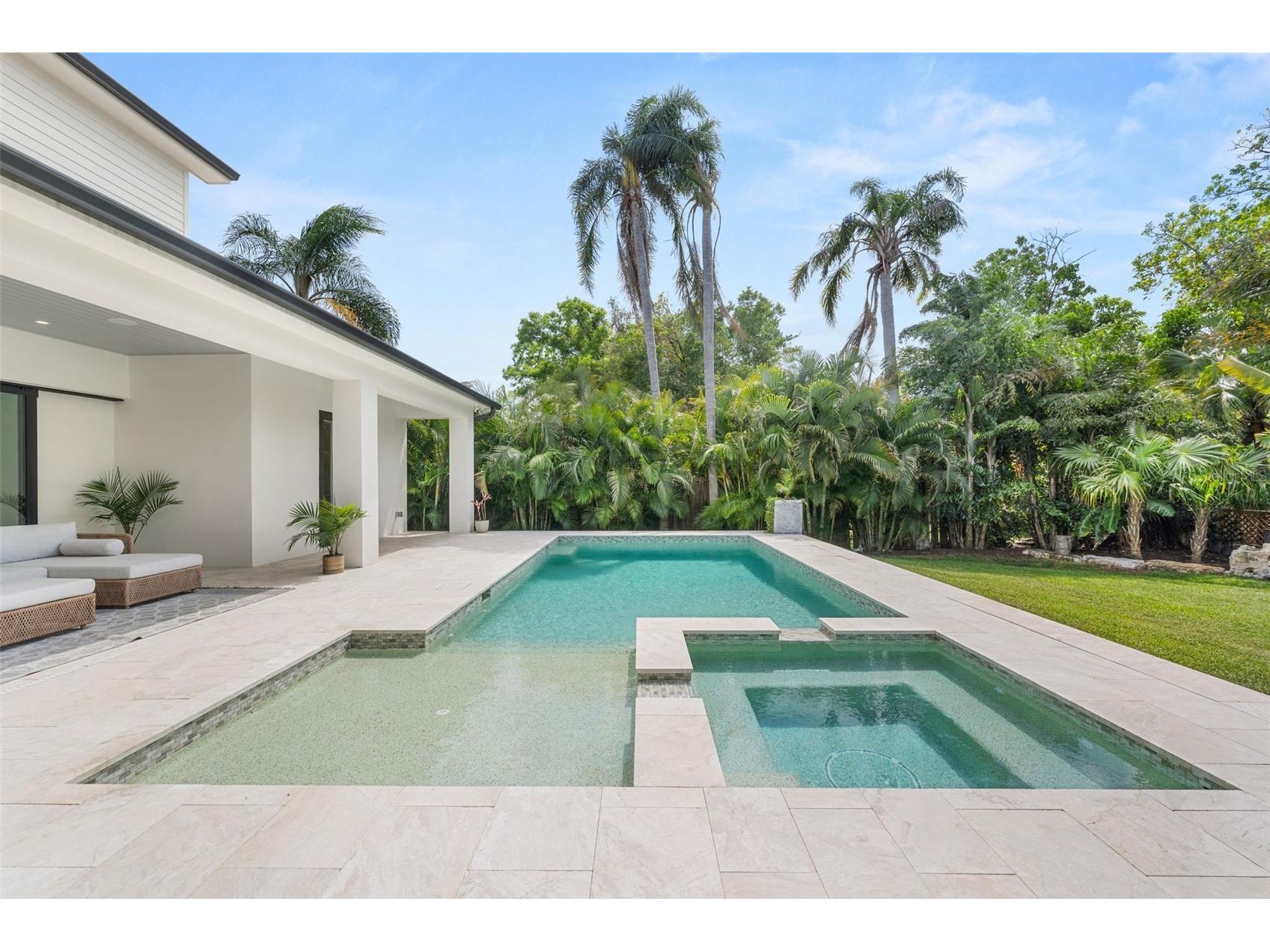 1815 S Lake Shore Drive Sarasota FL 34231 A4690123 image38