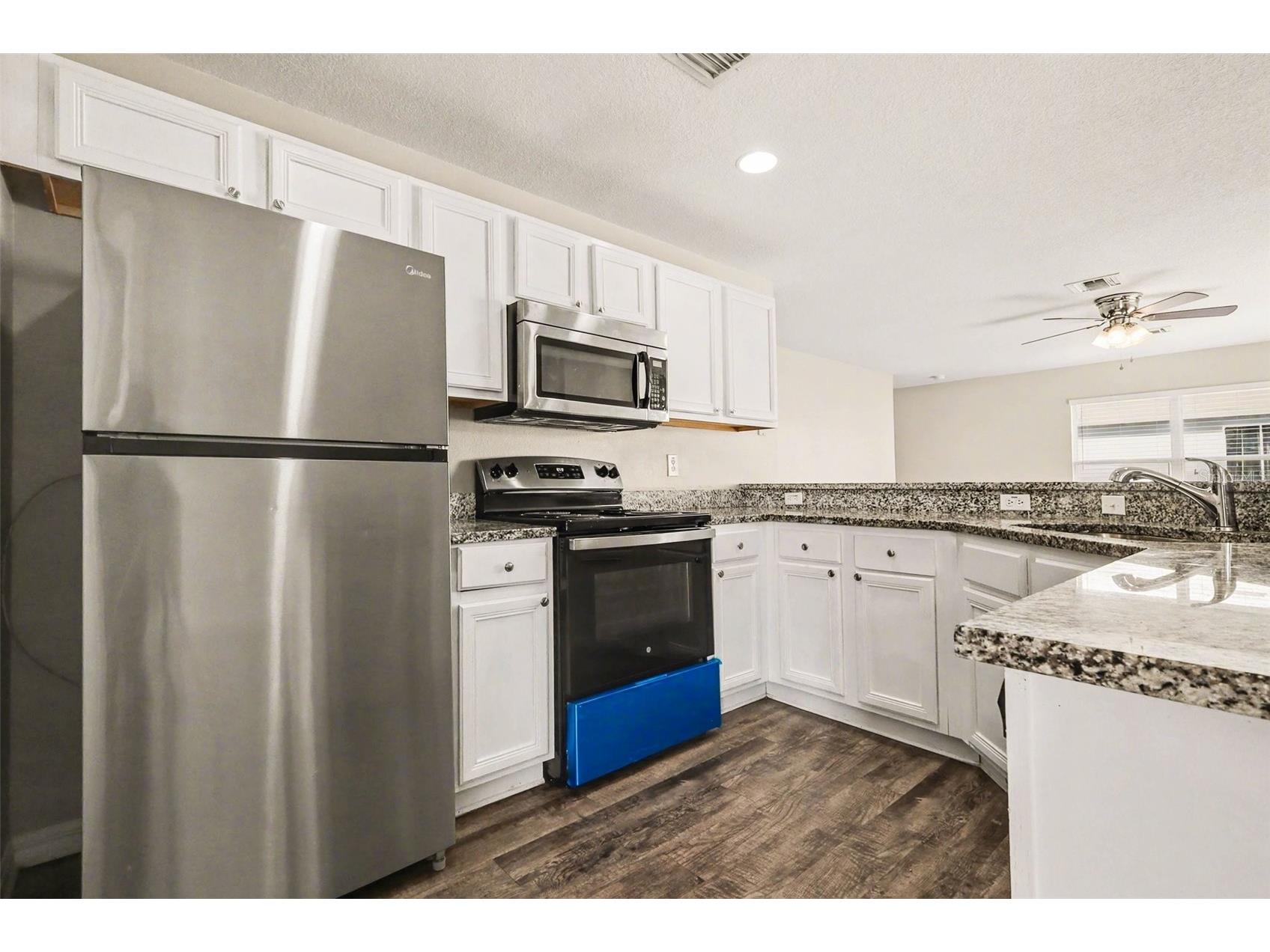 1815 Superior Place Kissimmee FL 34759 O6381244 image7