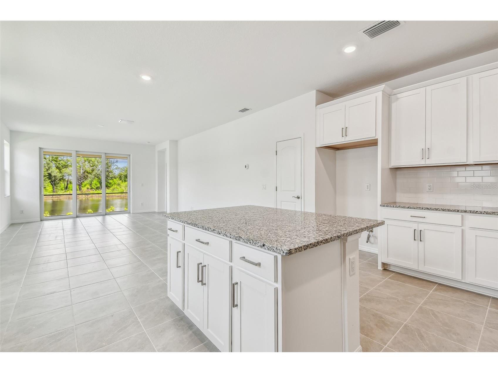 18150 Cherished Loop Lakewood Ranch FL 34211 R4910773 image2