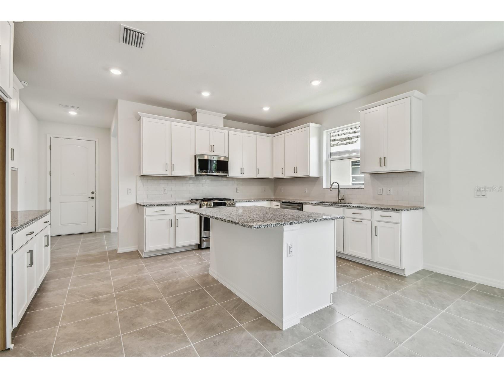 18150 Cherished Loop Lakewood Ranch FL 34211 R4910773 image3