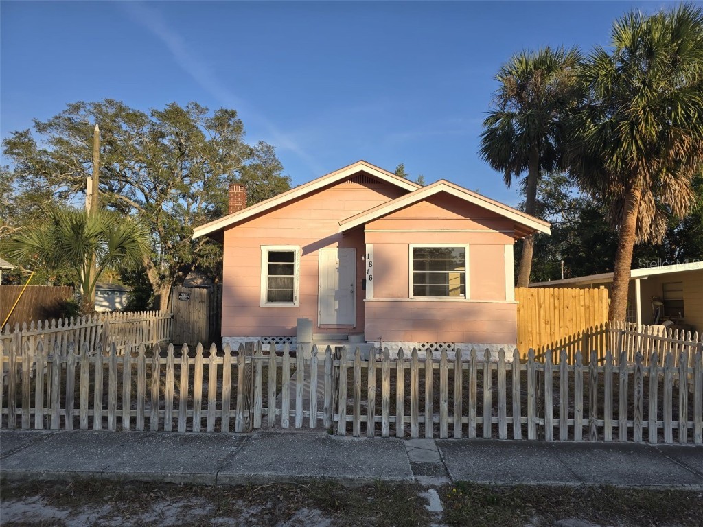1816 45th Street S Saint Petersburg FL 33711 TB8327664 image1