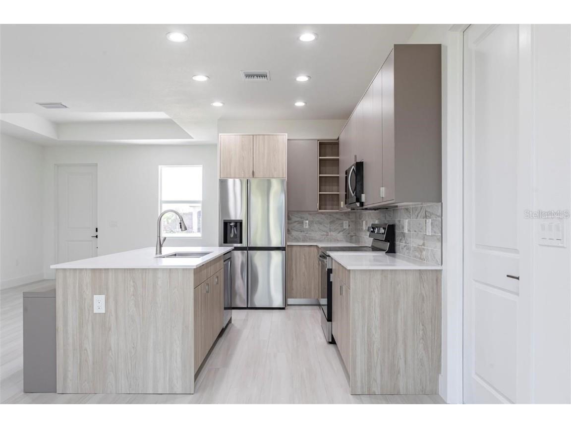 1816 Braddock Avenue North Port FL 34288 A4673249 image2