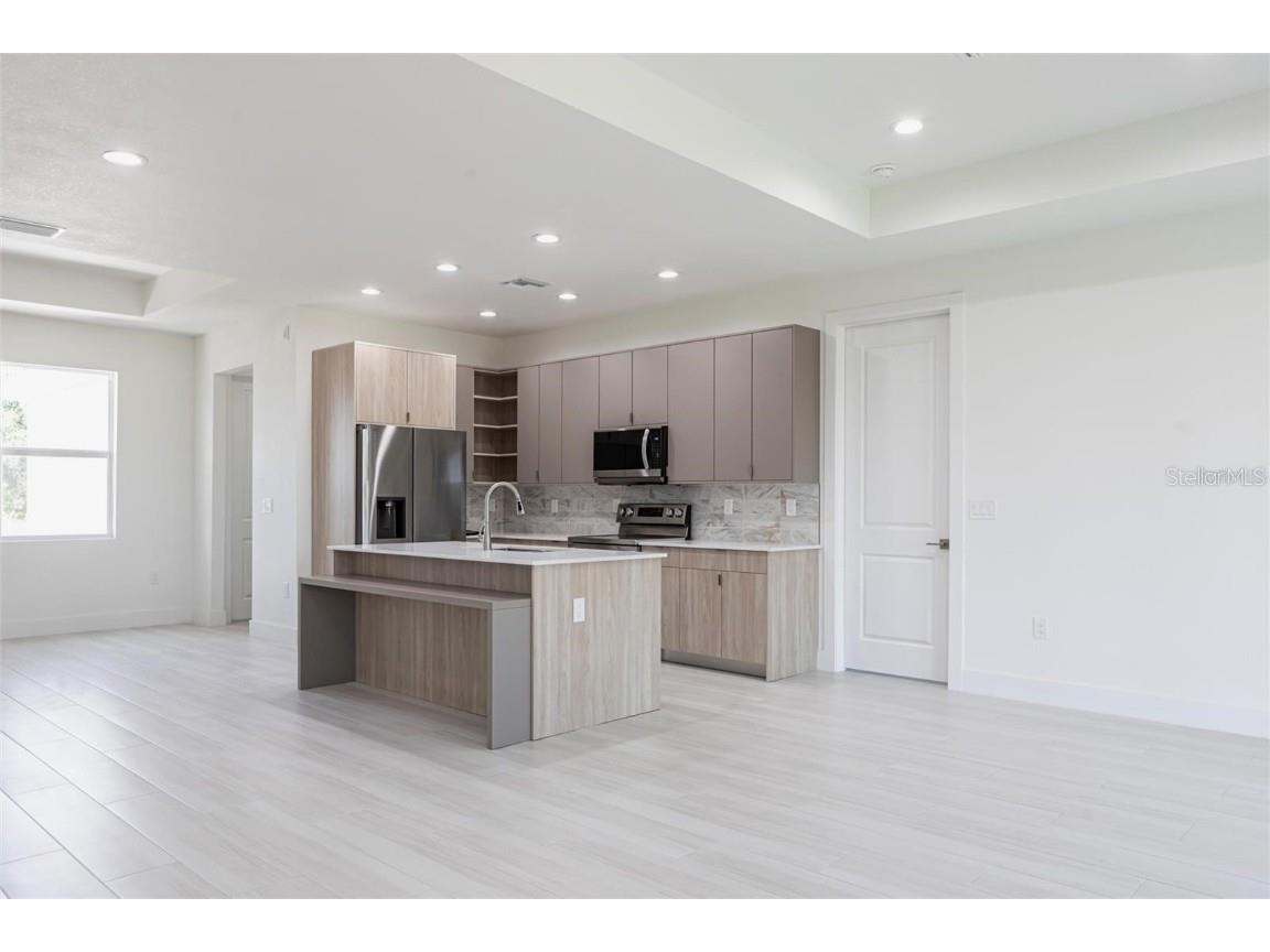 1816 Braddock Avenue North Port FL 34288 A4673249 image3