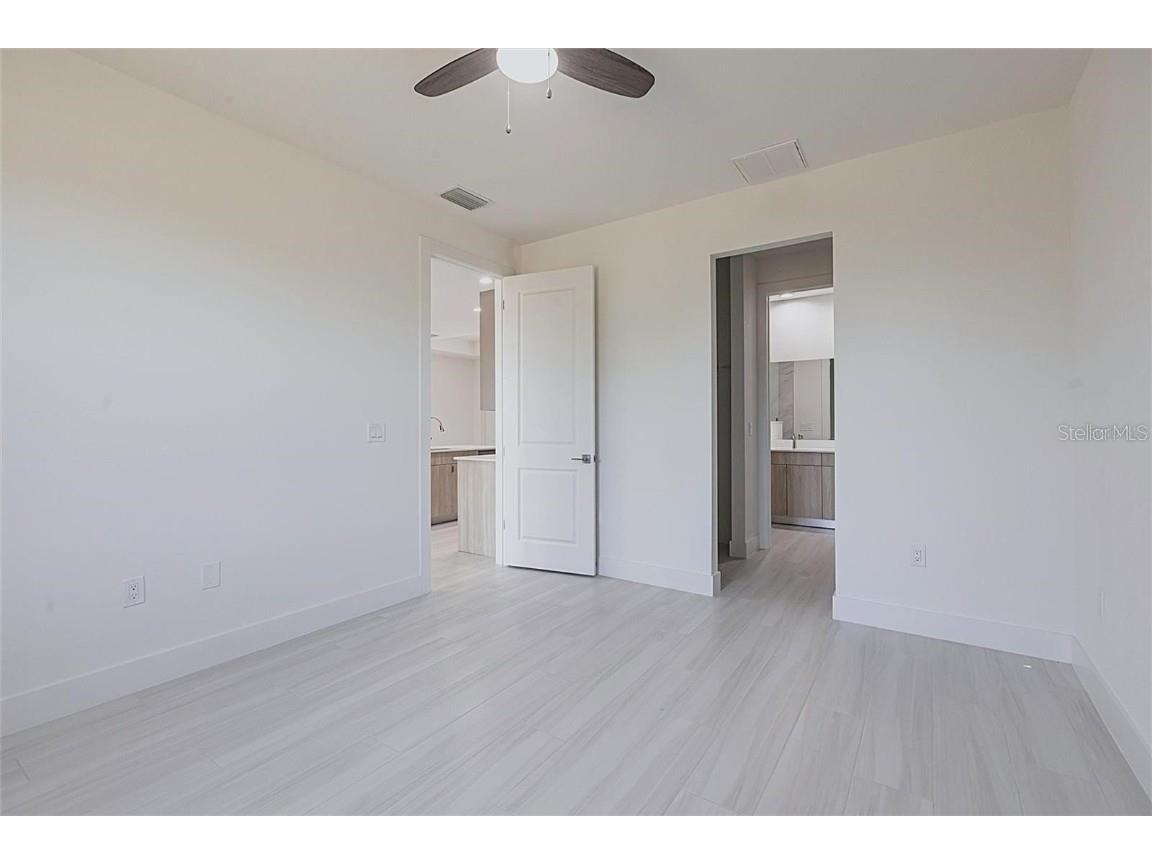 1816 Braddock Avenue North Port FL 34288 A4673249 image8