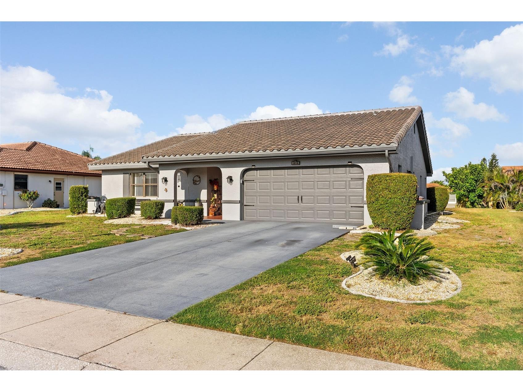 1816 Granville Lane Sun City Center FL 33573 TB8519222 image2