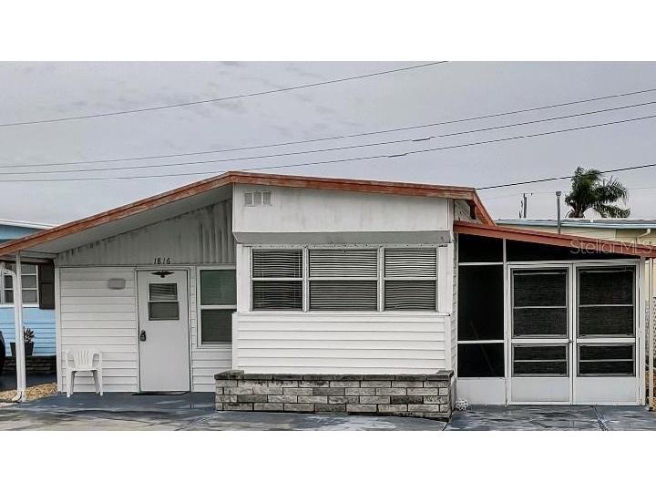 1816 Michigan Avenue Bradenton FL 34207 - SARASOTA BAY A4589369 image1