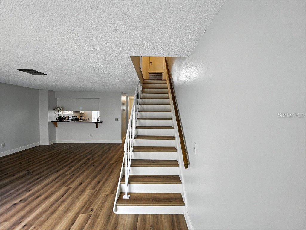 1816 Mill Run Circle Tampa FL 33613 TB8418273 image16