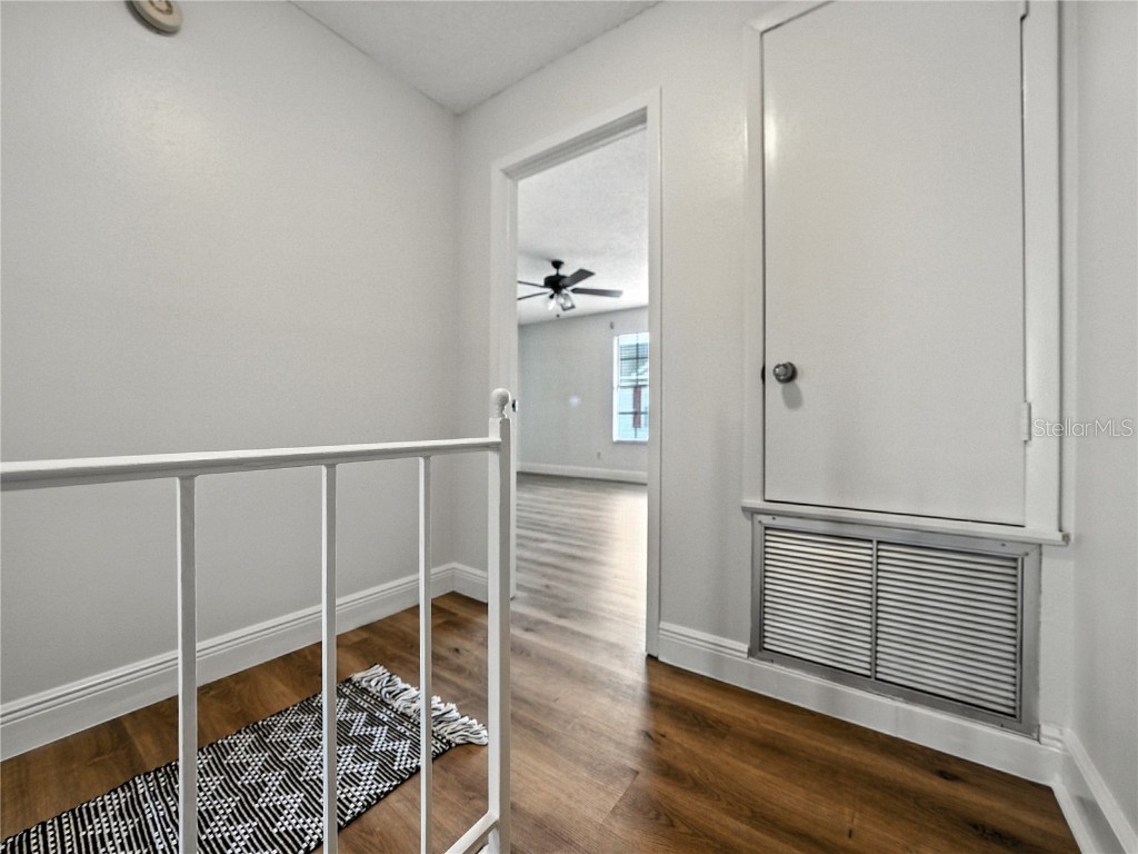 1816 Mill Run Circle Tampa FL 33613 TB8418273 image20