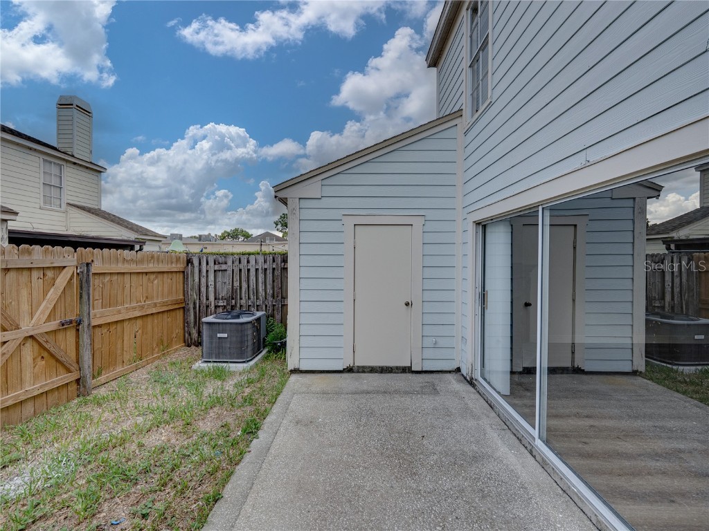 1816 Mill Run Circle Tampa FL 33613 TB8418273 image32