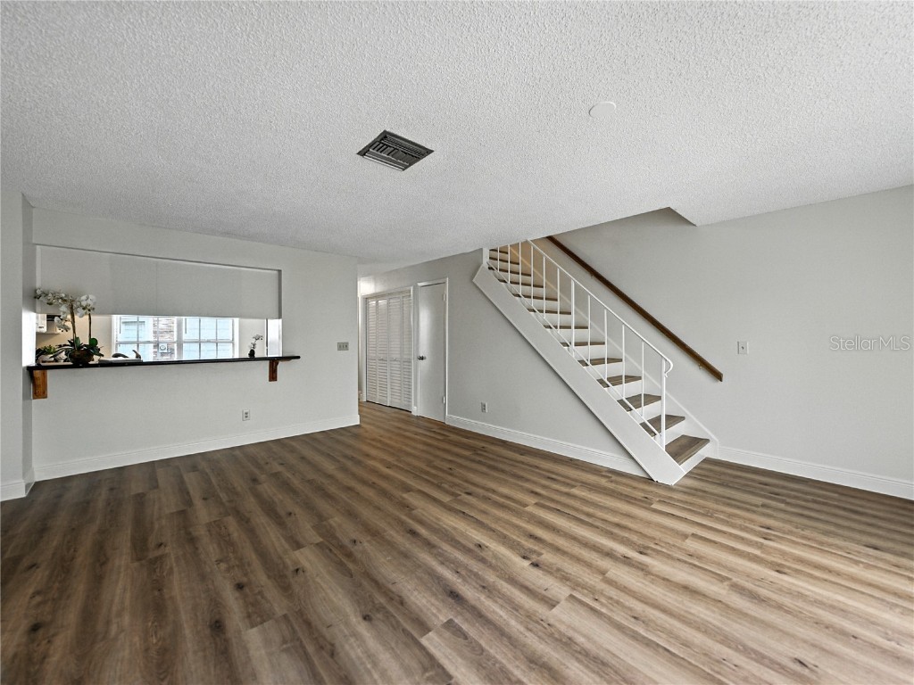 1816 Mill Run Circle Tampa FL 33613 TB8435247 image13