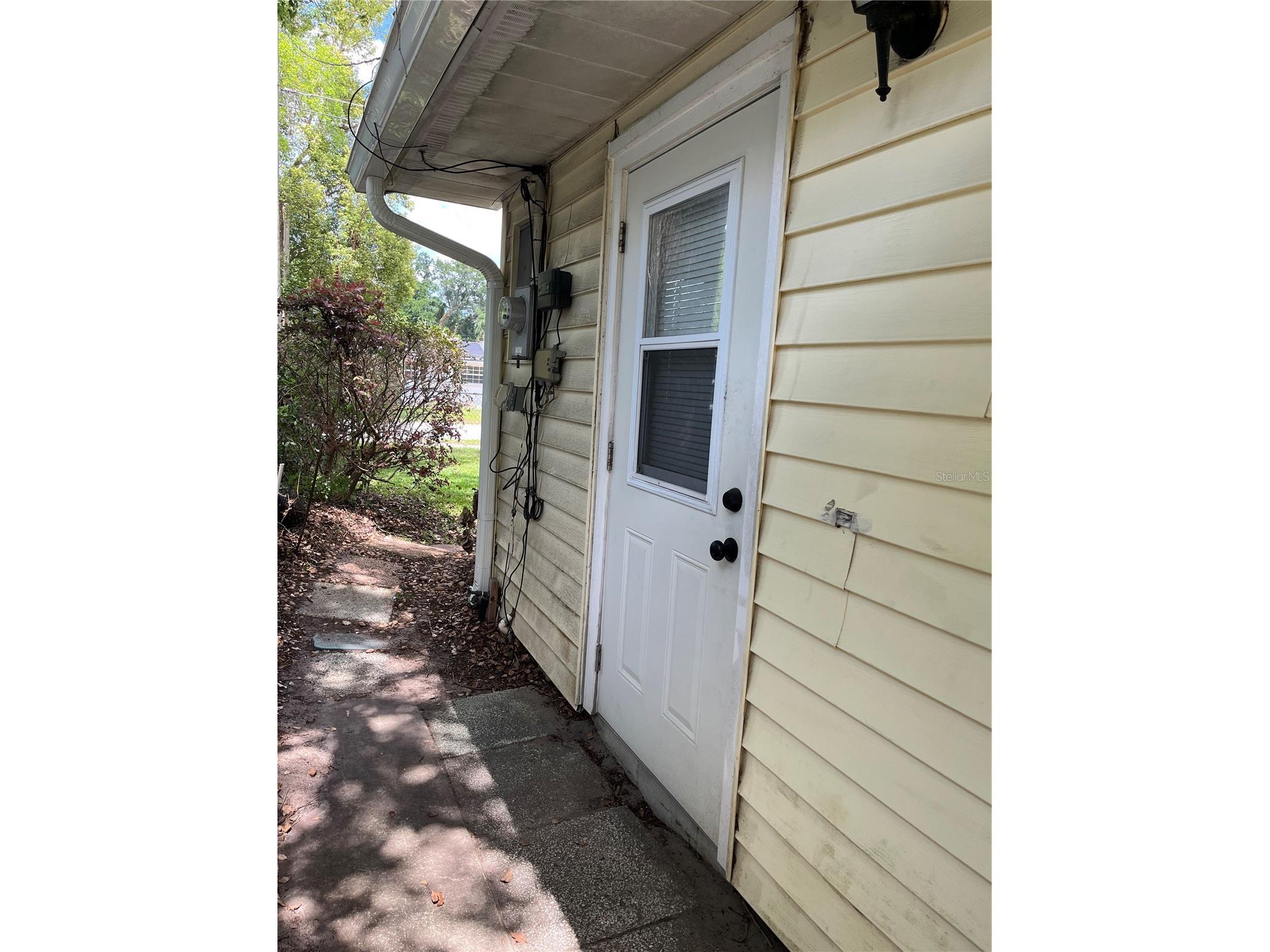 1816 Weeks Avenue Orlando FL 32806 O6399472 image42