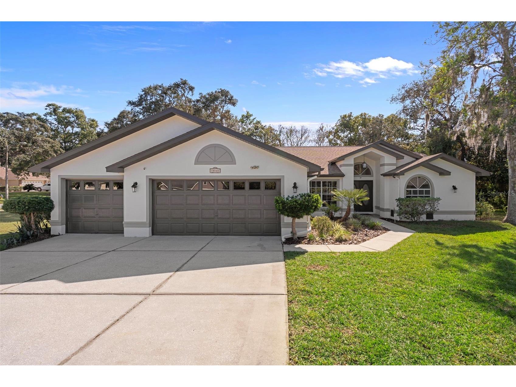 18164 Winding Oaks Boulevard Hudson FL 34667 TB8446963 image1