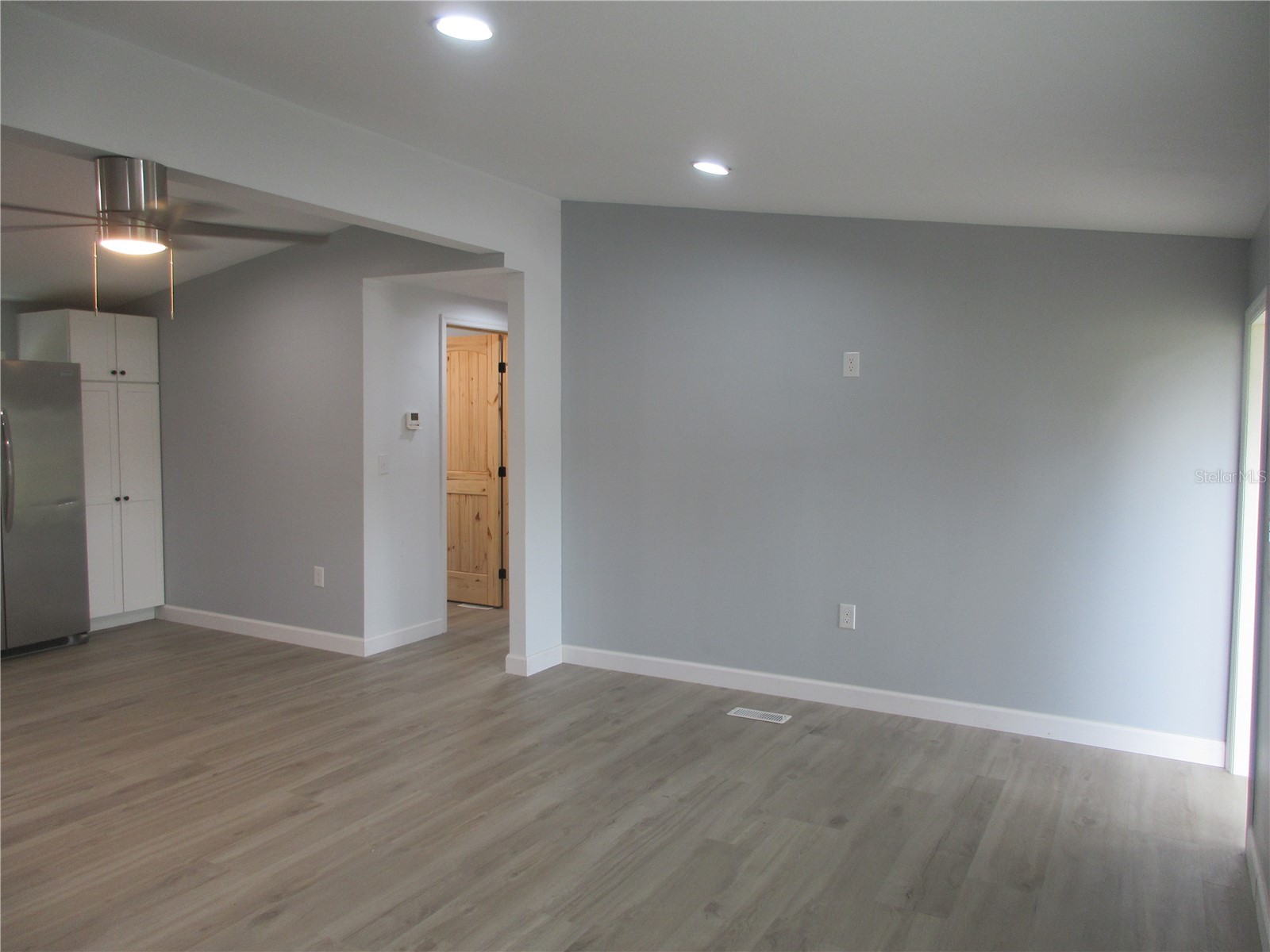 18167 SE 19th Street Silver Springs FL 34488 OM722255 image9