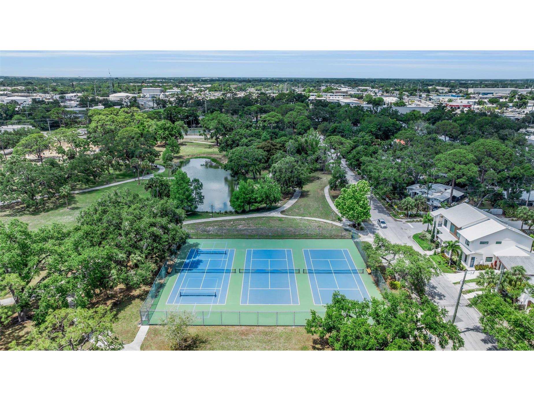 1817 6 Th Street Sarasota FL 34236 A4694609 image10