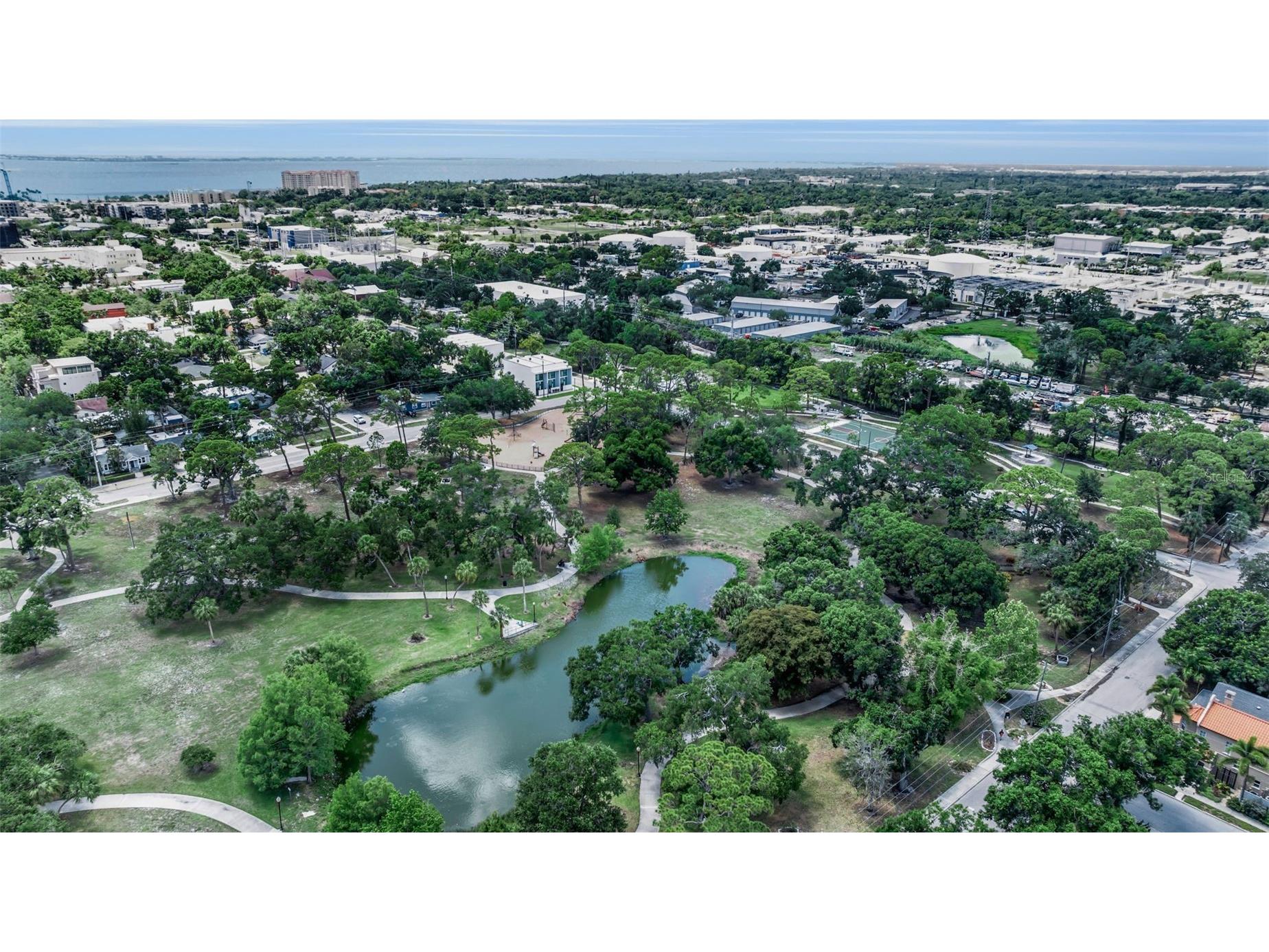 1817 6 Th Street Sarasota FL 34236 A4694609 image11