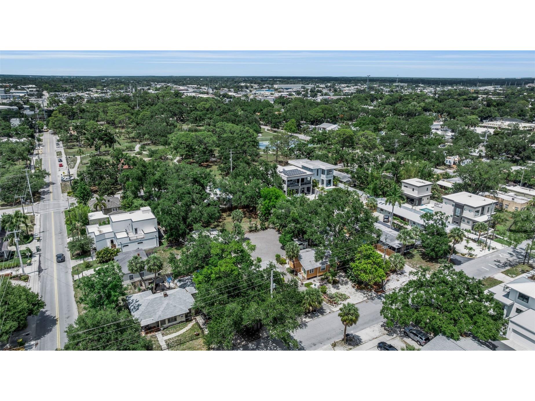 1817 6 Th Street Sarasota FL 34236 A4694609 image7