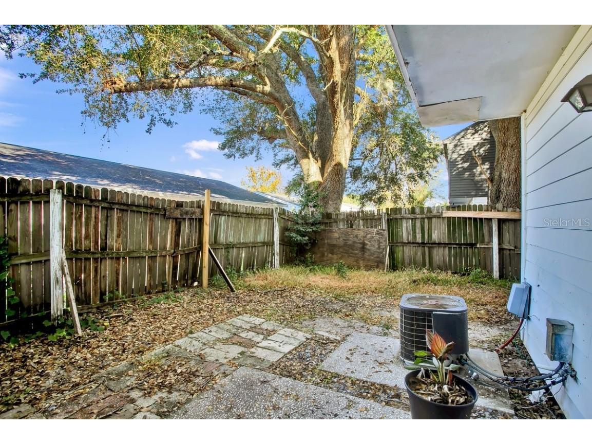 1817 Crystal Grove Drive Lakeland FL 33801 TB8451061 image8