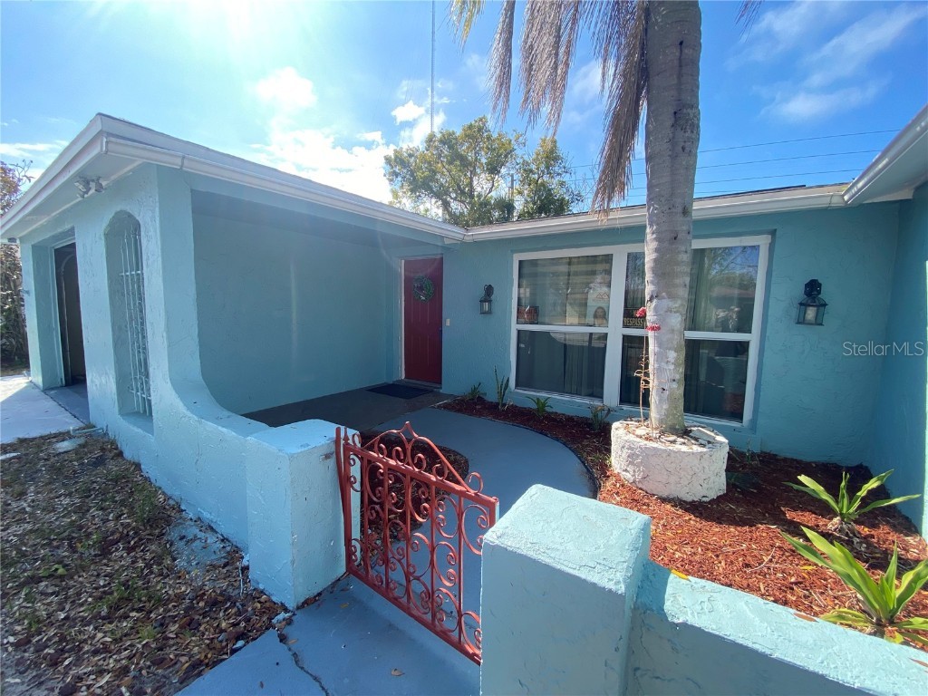 1817 Dartmouth Drive Holiday FL 34691 W7879113 image3