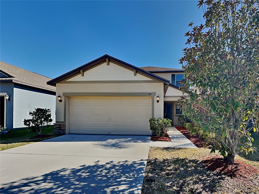 1817 Hawks View Drive Ruskin FL 33570 T3509557 image1