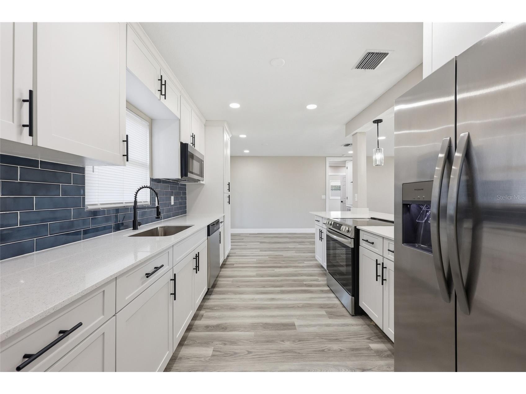 1817 Hunt Lane Clearwater FL 33764 TB8491229 image12
