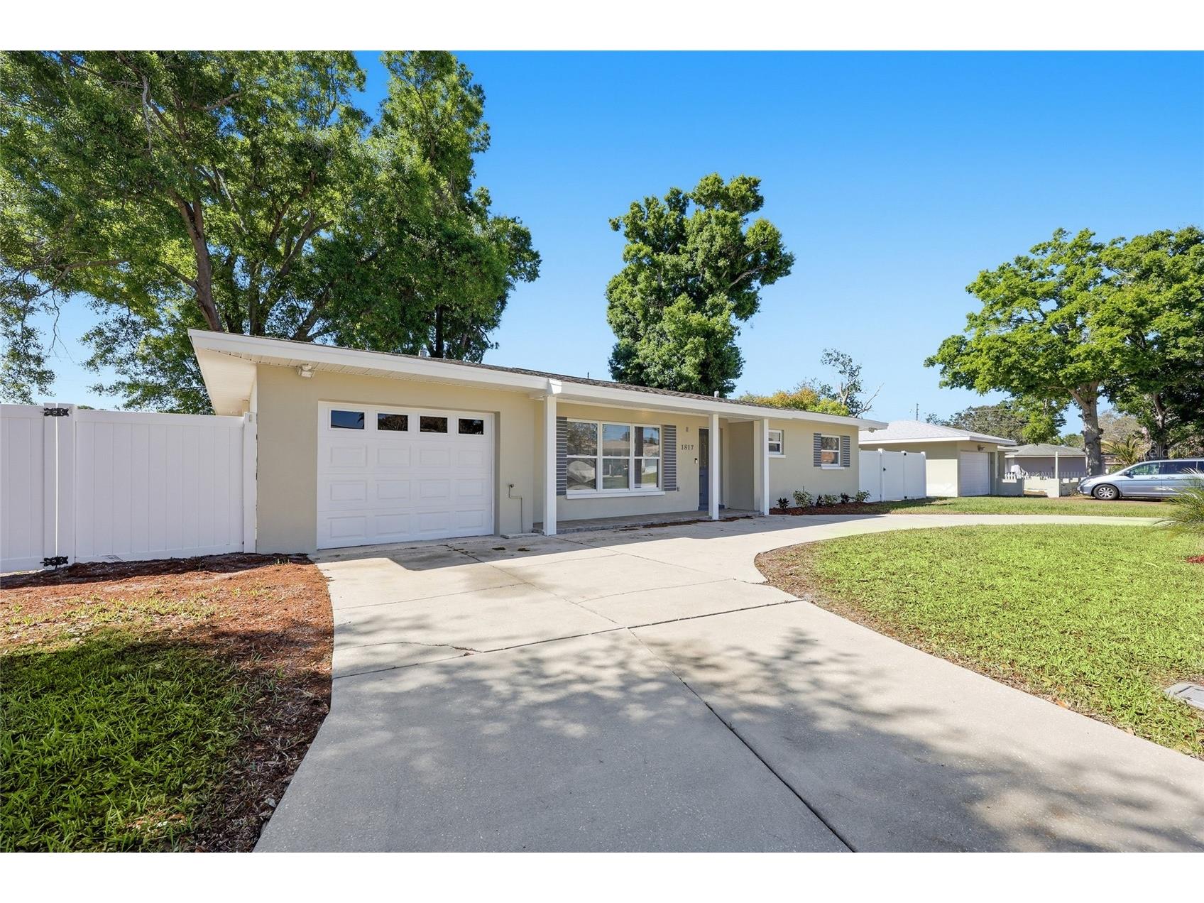 1817 Hunt Lane Clearwater FL 33764 TB8491229 image2