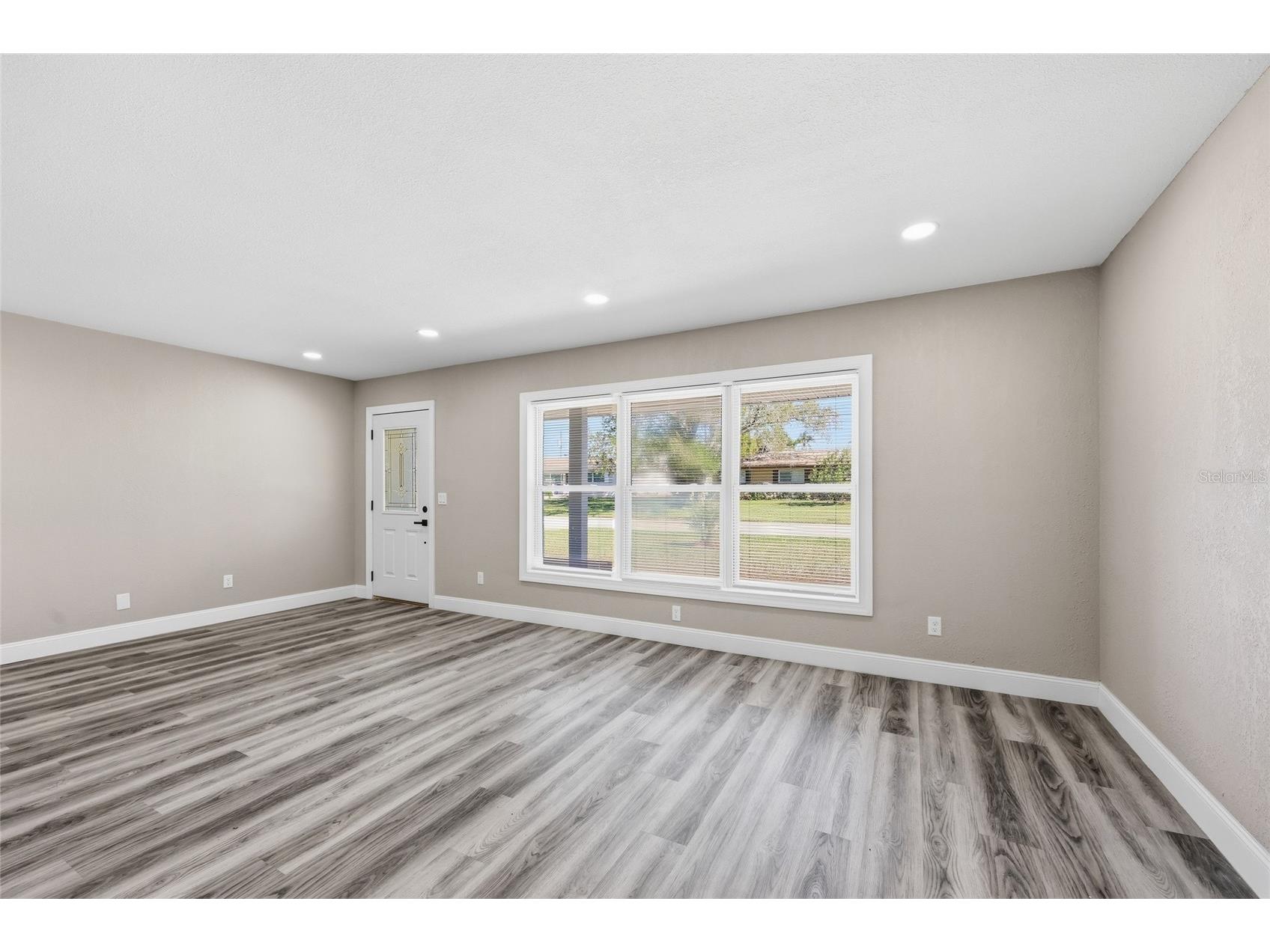 1817 Hunt Lane Clearwater FL 33764 TB8491229 image6