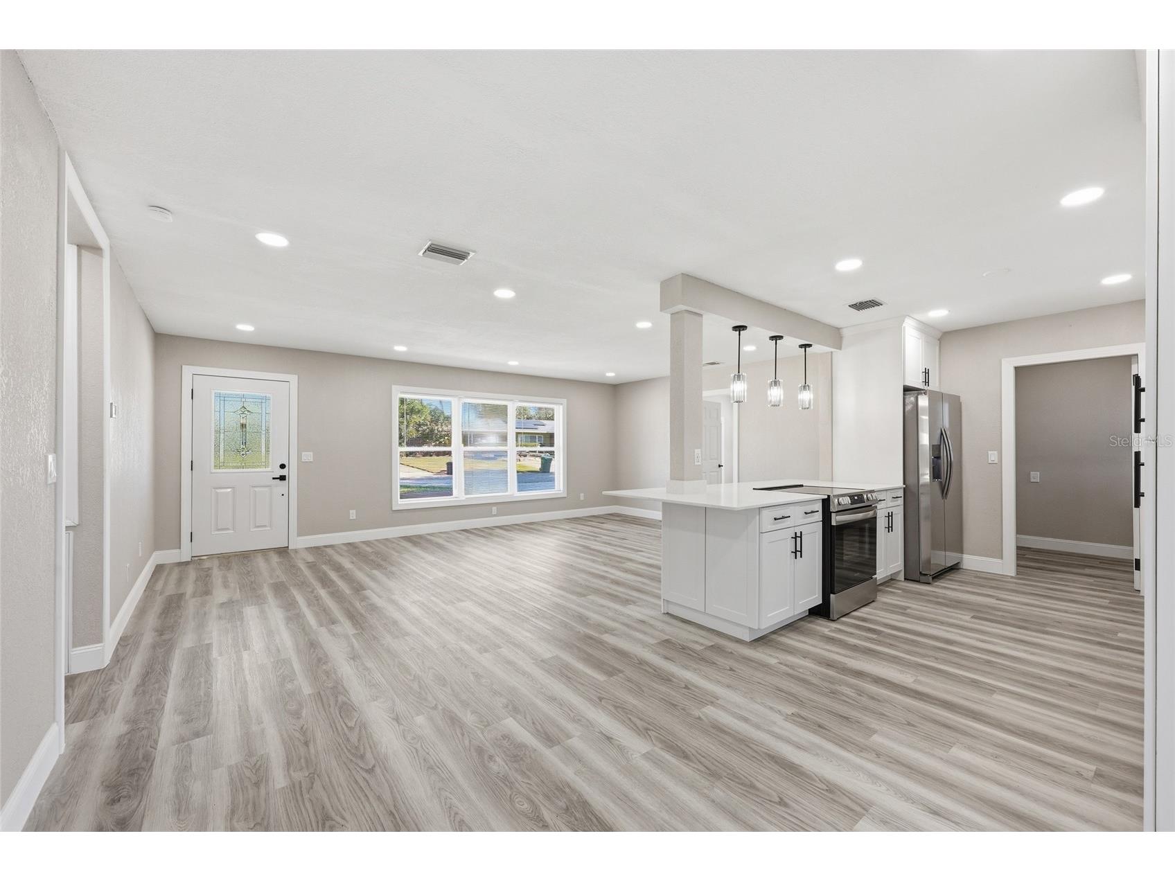 1817 Hunt Lane Clearwater FL 33764 TB8491229 image7