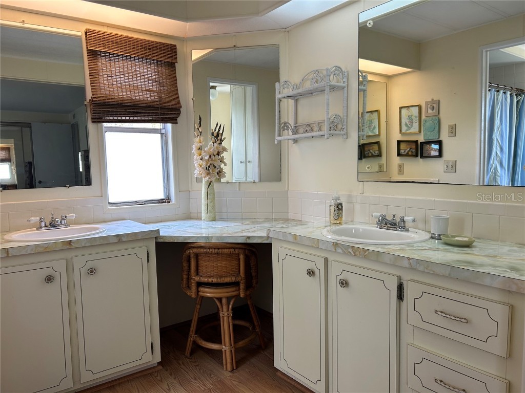 1817 Innisbrook Lane Sarasota FL 34234 A4671996 image23