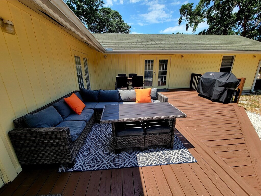 1817 Ivanhoe Street #A&B Sarasota FL 34231 A4583147 image23