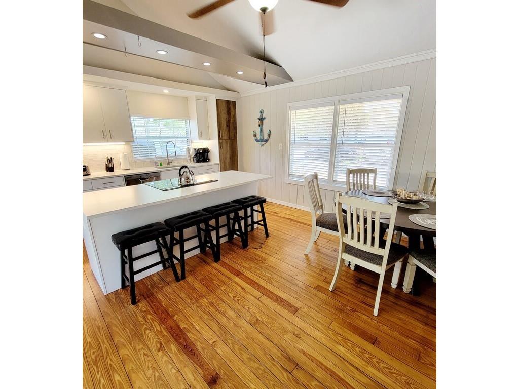 1817 Ivanhoe Street #A&B Sarasota FL 34231 A4583147 image4