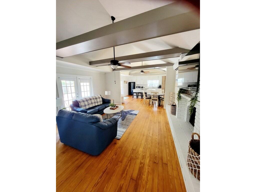 1817 Ivanhoe Street #A&B Sarasota FL 34231 A4583147 image9