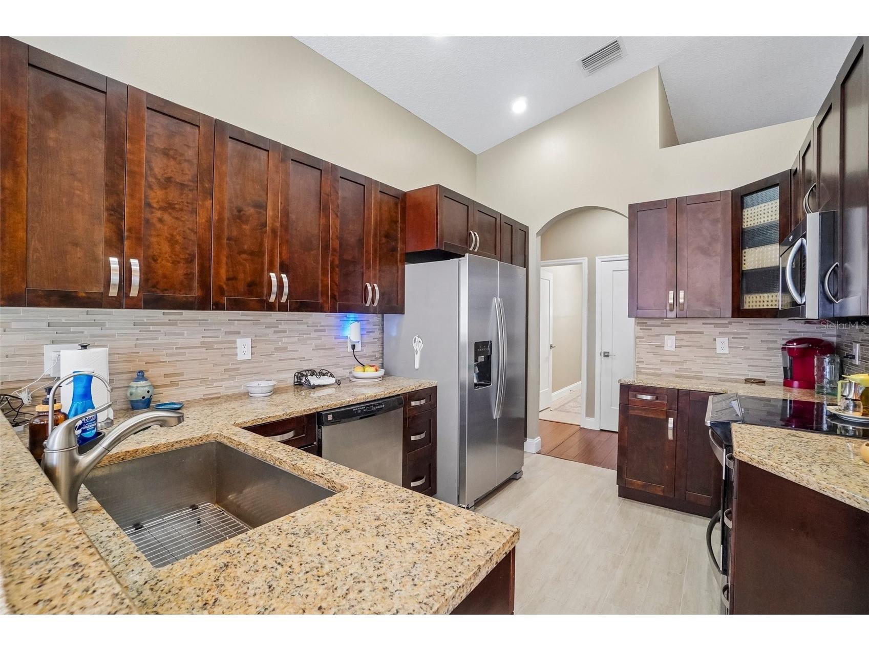 1817 Wood Bend Street Tarpon Springs FL 34689 TB8513817 image16