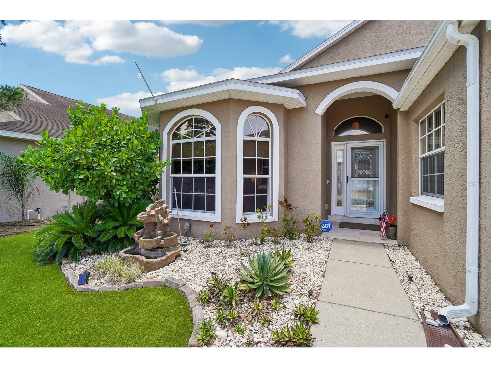 1817 Wood Bend Street Tarpon Springs FL 34689 TB8513817 image2