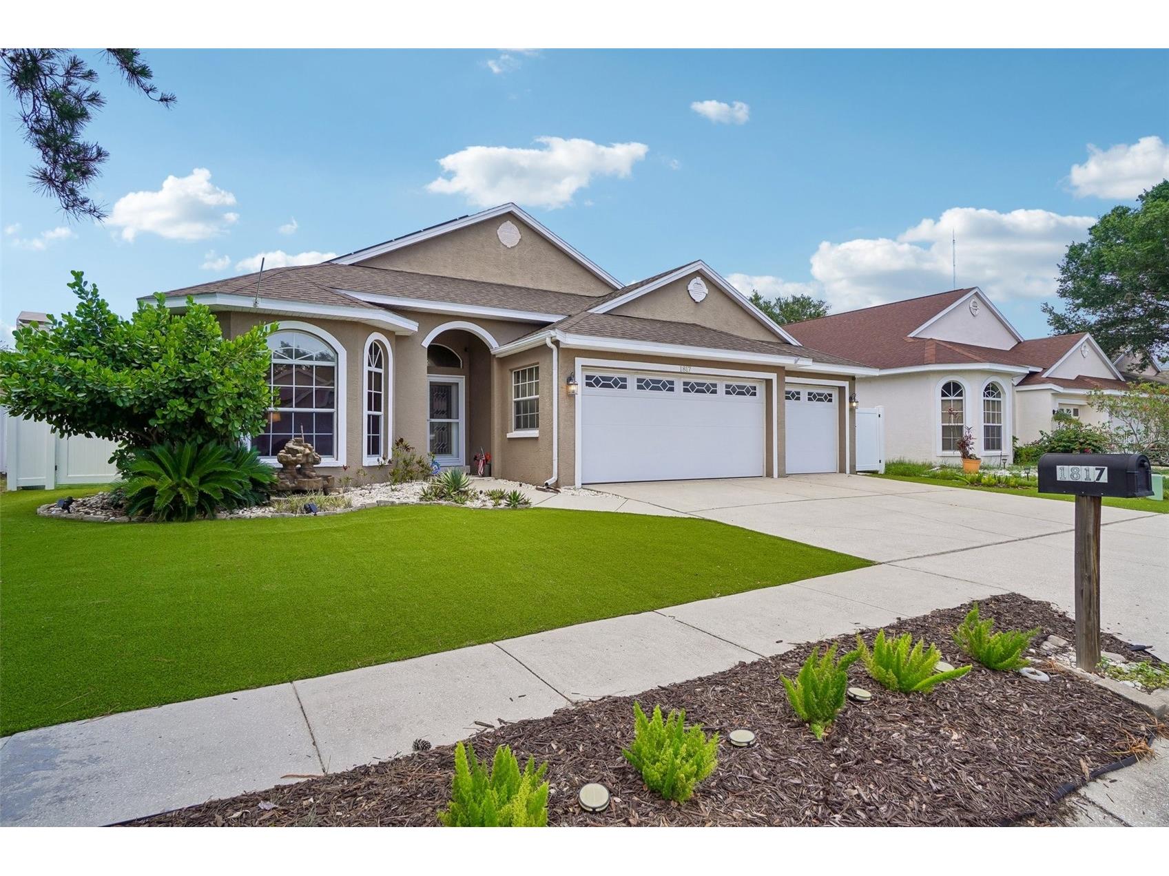 1817 Wood Bend Street Tarpon Springs FL 34689 TB8513817 image35