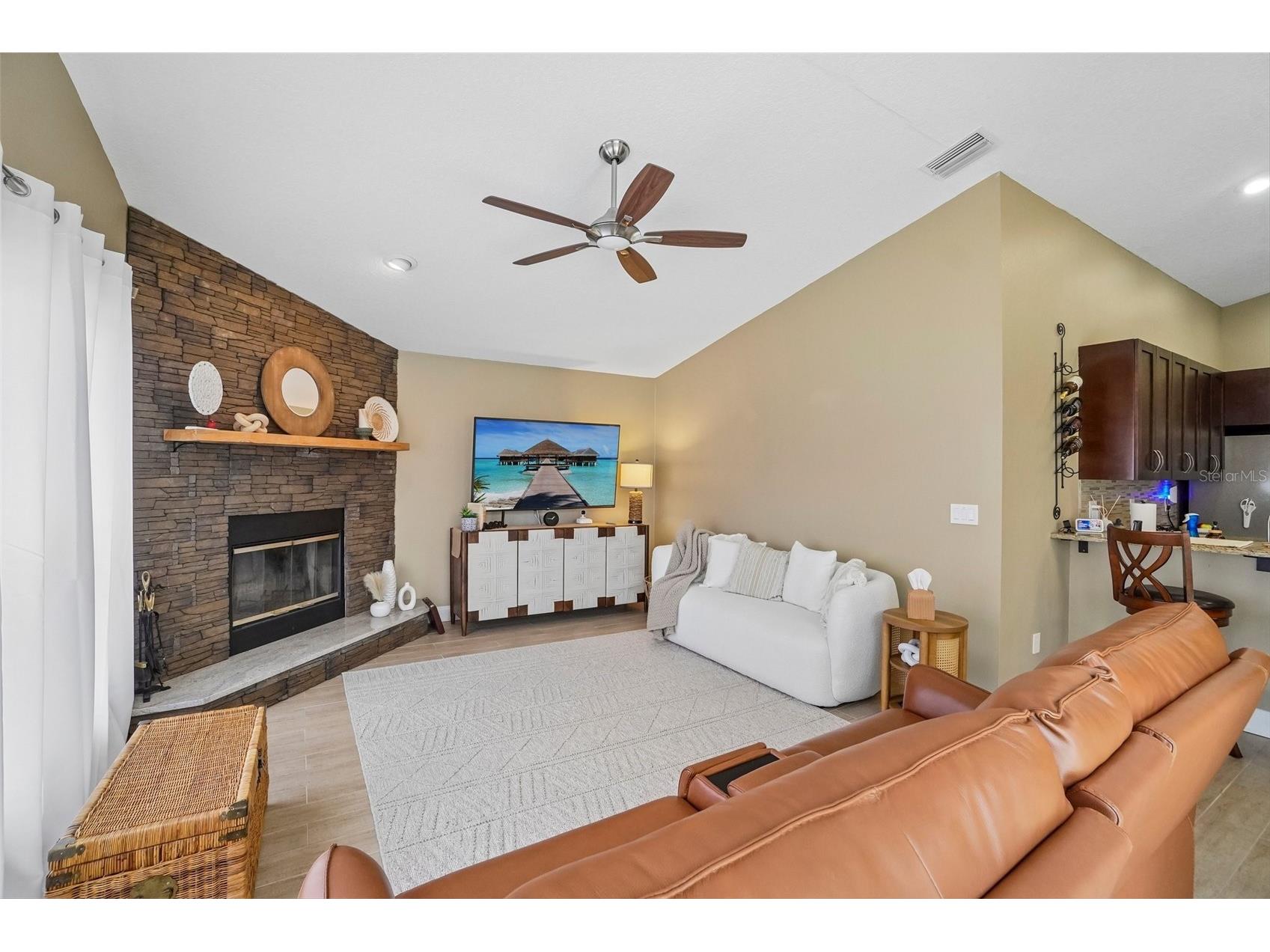 1817 Wood Bend Street Tarpon Springs FL 34689 TB8513817 image5