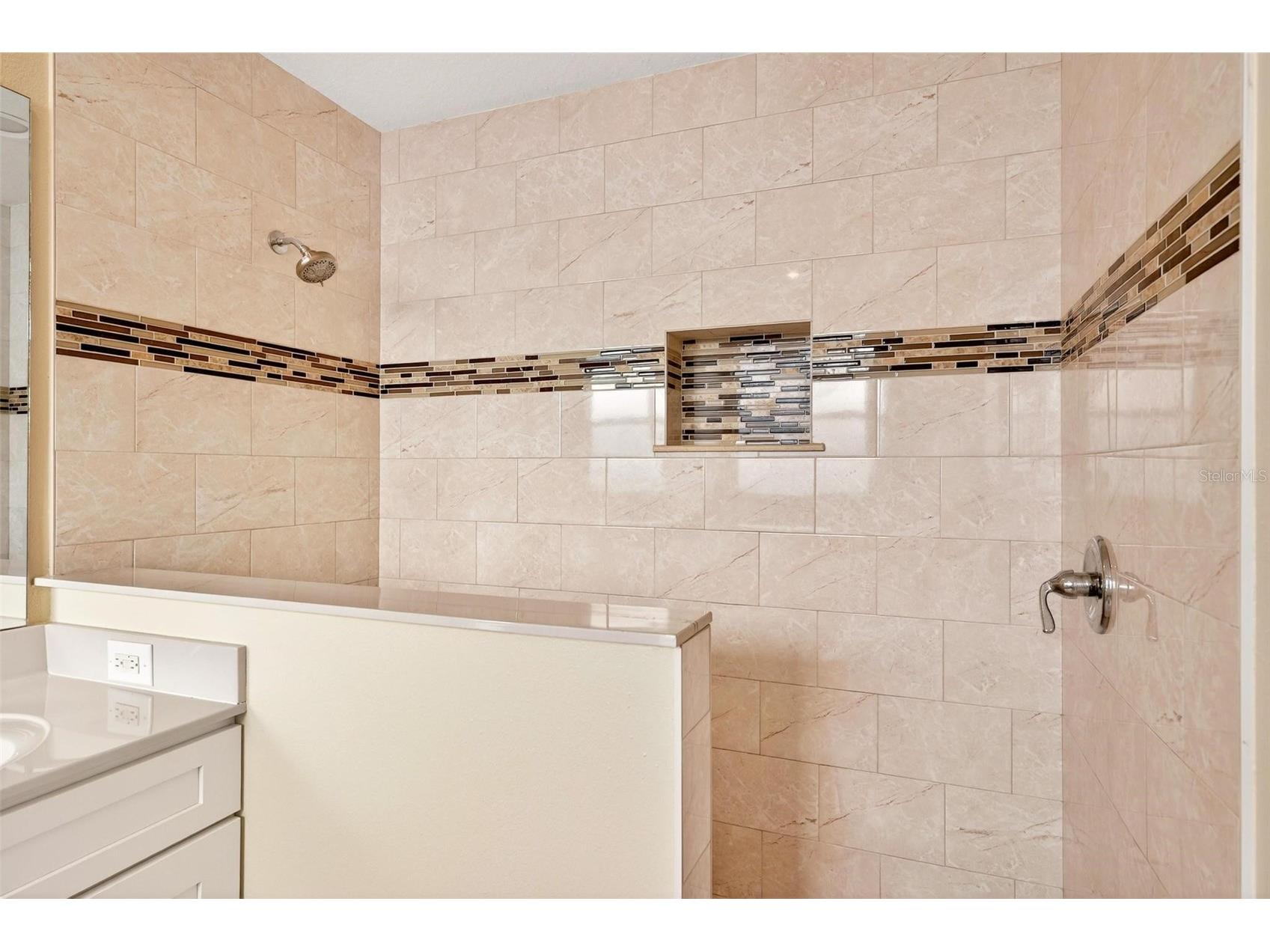 18172 Thornhill Grand Circle Orlando FL 32820 O6386121 image44