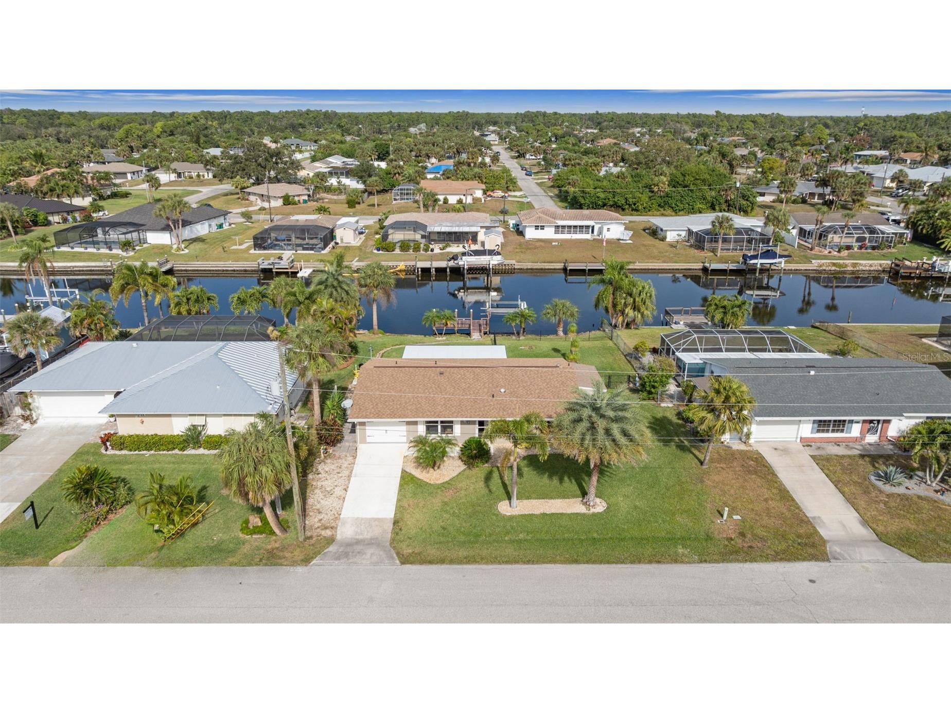 18174 Bracken Circle Port Charlotte FL 33948 - ACKERMAN WATERWAY C7518945 image2