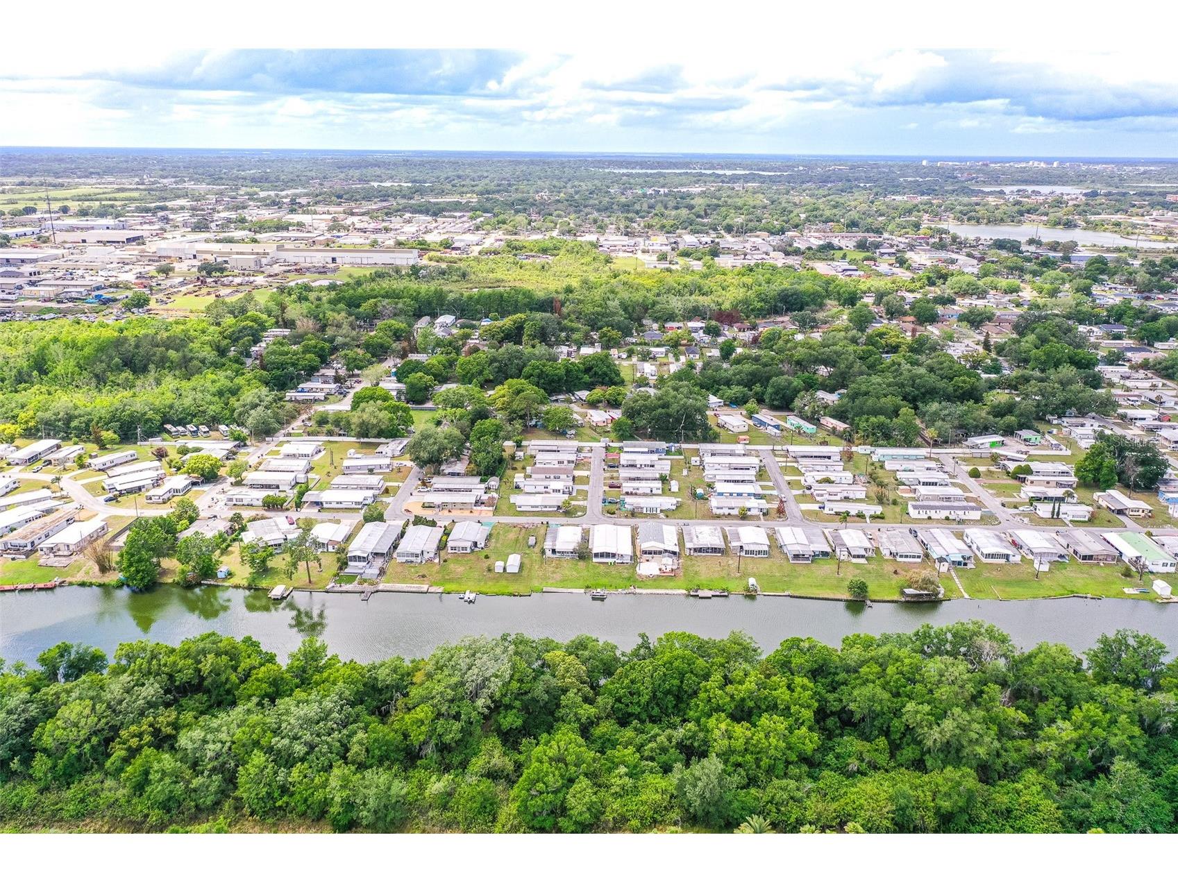 1818 Blue Lake Drive Lakeland FL 33801 L4960930 image31